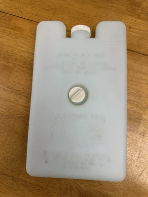 Botella de bebidas congeladora vintage Rubbermaid Gott 8280 refrigerador bolsa de hielo Foto 1 de 2