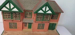 Vintage Triang 1930s No 62 Dolls Hse Has Some Original Furniture Vgc - Picture 1 of 13