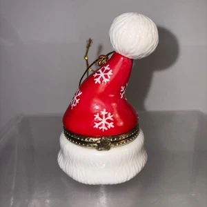 Fiocco di Neve Babbo Natale Cappello Cerniera Scatola Portagioie Ornamento Ceramica Alto 3” Usato in Ottime Condizioni - Foto 1 di 8
