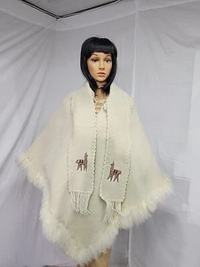 ALPACA Wool handmade cape, poncho beige with attached neck scarf OSFA - Picture 1 of 7