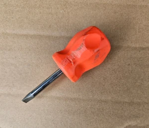 Snap On Slotted/ Flat blade Stubby Screwdriver SHD1 - Picture 1 of 7