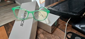 Gspecs Blue Light Filtering Computer Glasses –Green Frame, Anti-Glare Protection - Picture 1 of 5