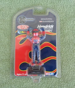 2003 Motorworks - NASCAR Jeff Gordon Maßstab 1:24 Die Cast Figur - Dupont - Neu in Verpackung - Bild 1 von 2