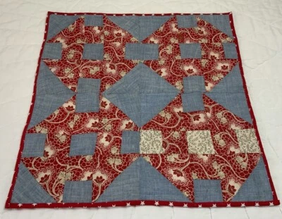 Edredón de retazos vintage, tablero batidor, calicos florales tempranos, azul rojo Foto 1 de 4