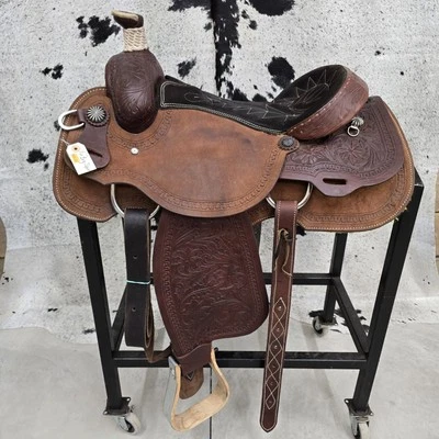 16" Big Spur Ranch Roper Saddle Low Cantel - Image 1 of 2