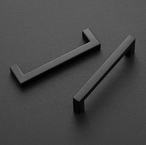 NEW RAVINTE 24 Pack Solid 5 ”Kitchen Cabinet Handle Pulls Matte Black &Screws - Picture 1 of 3