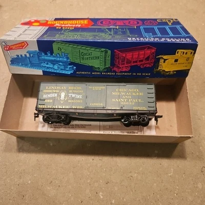 Roundhouse HO Scale Old Timer Billboard Box Car Lindsay Bros 3022 w/Box Built - Image 1 of 4