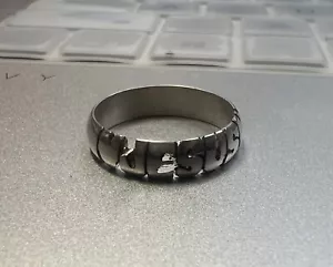 Sterling Silver “Jesus” Ring With Hearts (see Description) - Picture 1 of 4