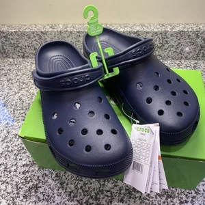 Crocs Classic Navy Blue Clogs Men's Size 10 Women’s Size 12 - Picture 1 of 7