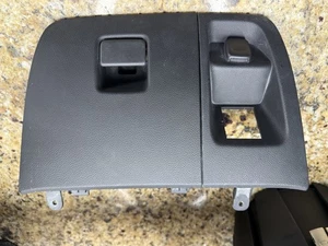 2014-2018 CHEVROLET SILVERADO 1500 DASH CENTER STORAGE COMPARTMENT - Picture 1 of 5