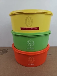 Vintage 3pc Tupperware Servalier Stackable Storage Container Bowls 1204-7 W/Lids - Picture 1 of 6