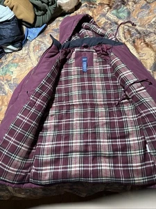 Basic Editions Women's Coat Burgundy/ Plaid Parka Jacket Medium Full Zip Toggle - Picture 1 of 13
