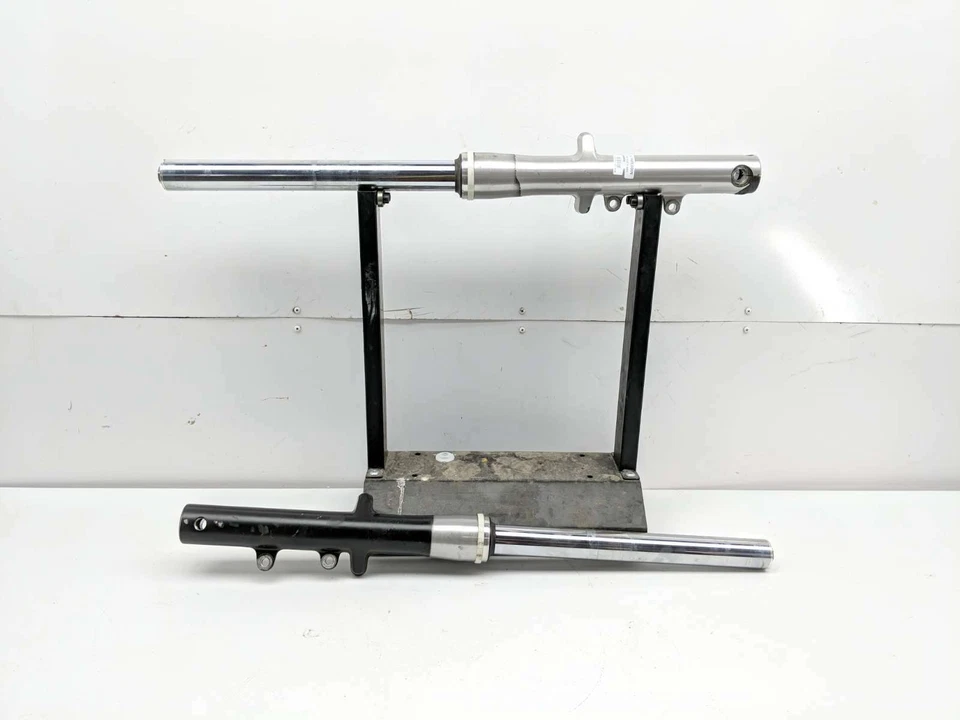 12 Yamaha V Star XVS1300 CT Front Forks Suspension Set STRAIGHT - Image 1 of 4