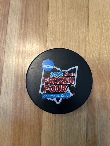 2005 NCAA Mens Frozen Four Souvenir Hockey Puck COLUMBUS OHIO Cover