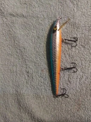 Señuelo de pesca Smithwick suspensión Rattlin' Rogue Jerkbaits 4,5" Foto 1 de 4