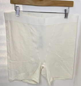 SKIMS Logo Pointelle Boxer Short Underwear Color Bone Size 3X Sold Out NWT - Picture 1 of 5