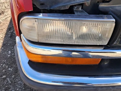 Faro pasajero Chevrolet 98-05 Blazer S10/Jimmy S15 3736036 Foto 1 de 4