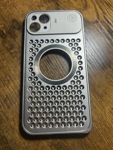 iPhone 14 Plus Aluminum Case - Mag Safe Compatible - Photo 1 sur 6