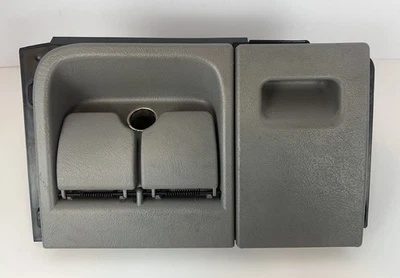 Conjunto de cenicero encendedor de cigarrillos gris Chevy GM Silverado 1995-1999 OEM Foto 1 de 4