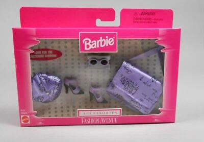 Barbie Fashion Avenue 1998 Accesorios Estampado Púrpura Bolso y Sombrero Nuevo Sellado Foto 1 de 2