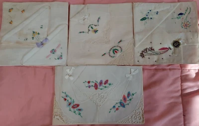 Lot of 11 Vintage Women's/Ladies DAINTY Hankies/Handkerchiefs 4 Packs on PAPER - Image 1 of 4