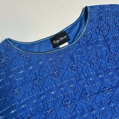 Blusa De Colección Maggie Barnes 3X Azul Real Cuello Redondo Manga Corta Forrada Encaje Foto 1 de 4