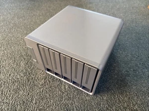 Terramaster F5-421 5 Bay NAS network Attached Storage Server Intel J3455 1.5ghz - Picture 1 of 9