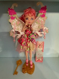 Ever After High Heart struck Cupid Doll - Picture 1 of 1