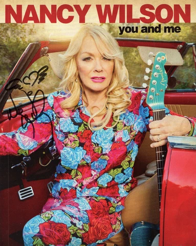 NANCY WILSON HAND SIGNED 8x10 COLOR PHOTO+COA          GORGEOUS HEART GUITARIST Cover