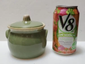 Vintage Hull Green Pottery Bean Pot Crock With Lid Oven Proof USA - Picture 1 of 7