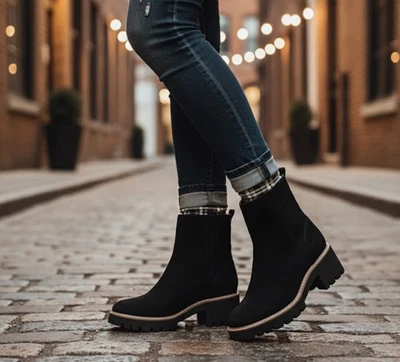 Dolce Vita Hopper Black Suede Leather Ankle Boots Block Heel Lug Sole 9M - Image 1 of 4