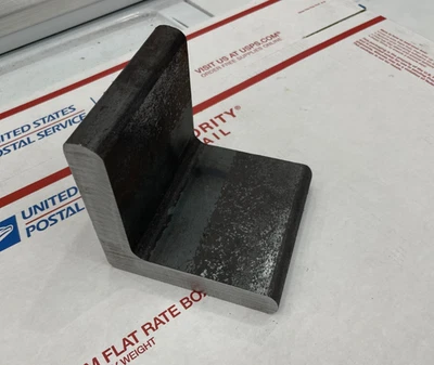 4 X 4 Acero Ángulo Hierro 3/4 Grueso Resistente Soporte Estante 4” Largo Foto 1 de 4