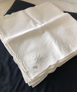 12 WHITE 100% COTTON VINTAGE EMBROIDERED FINE DINNER NAPKINS 16” X 16” New - Picture 1 of 7