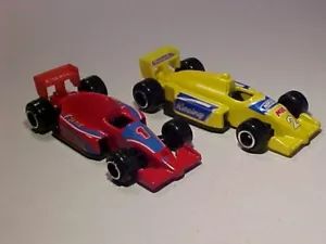 LOTTO 2x 3 POLLICI F1 Formula Uno Ferrari Lotus Welly 1/64 pressofuso come nuovo sfuso - Foto 1 di 7