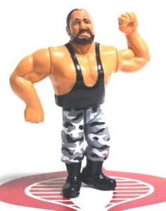 WWF WWE Actionfigur Bushwhackers BUTCH Hasbro #0216-2 - Bild 1 von 1
