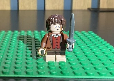 Lego Lord Of The Rings Frodo Baggins Barad-dur 10333  Split from Set - Image 1 of 4