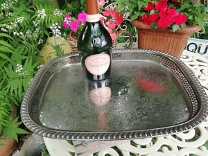 Grande vassoio 18" vintage inglese placcato argento su ottone gallerie inseguito - Foto 1 di 8