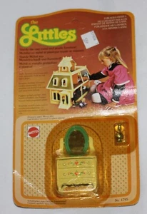 Vintage Mattel The Littles 1980's Dolls House Furniture Dresser Sealed Pack - Picture 1 of 2