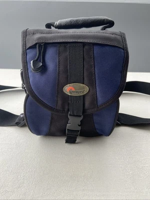 Lowepro EX120 Camera/Accessories Rugged Padded Bag Compartments Lightweight - image 1 of 4