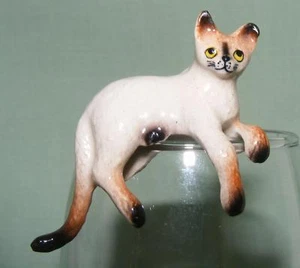 Klima Miniature Porcelain Animal Figure Hanging Siamese Cat Head Turned K228 - Picture 1 of 1