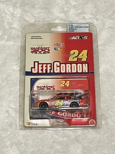 Jeff Gordon #24 Du Pont 2002 Acción DuPont 200 Años MONTE CARLO 1:64 FUNDIDO A PRESIÓN - Imagen 1 de 7