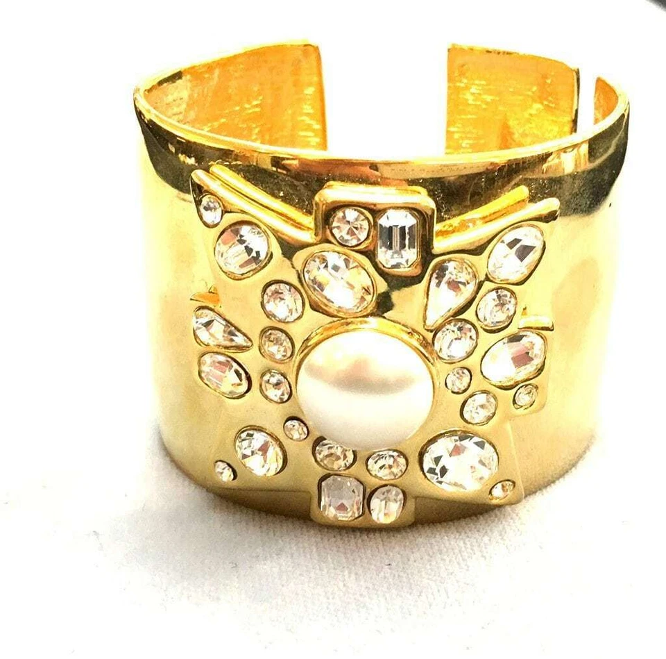 KENNETH JAY LANE - BRAZALETE DORADO CON CENTRO DE CRISTAL Y PERLA Foto 1 de 1