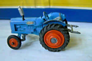 VINTAGE CORGI No60 FORDSON POWER MAJOR FARMING TRACTOR 1964-66.