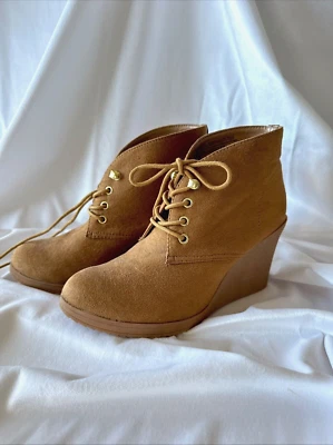 Botas de cadarço marrom camurça tamanho 7 ÓTIMO ESTADO marrom acastanhado  - Imagem 1 de 4