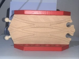 BRÍO WOODEN RAILWAY CROSSOVER DUAL LANE TRACK (THOMAS COMPATIBLE) VGC HTF - Picture 1 of 10