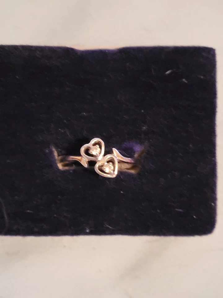 ANILLO CORAZÓN DOBLE AVON / TALLA 7 Foto 1 de 1