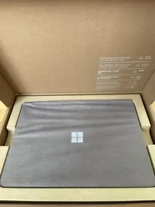 New Microsoft Surface Laptop Studio i7/32GB/2TB SSD/RTX 3050Ti/German Keyboard