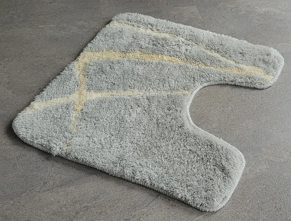 Spirella Motion Manhatten Grau Gray WC-Vorleger 55x55cm mit Ausschnitt hellgrau - Bild 1 von 4