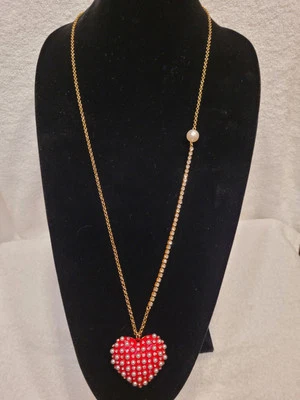 Nuevo Collar Betsey Johnson XOXO Corazón Rojo Perlado Largo Cristal Tono Dorado Foto 1 de 4