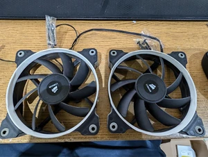 Corsair Lüfter 12V DC 0,19A CO-9050001-WW - gebraucht - Bild 1 von 5